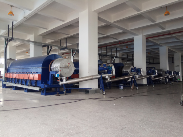 焙燒電池負(fù)極材料，規(guī)格：?0.65x7.2米間接電加熱