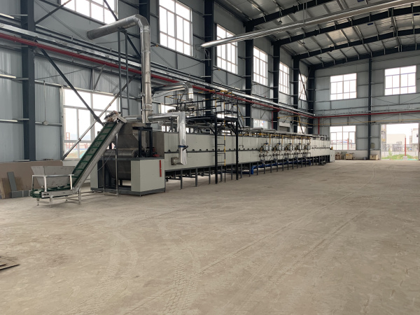 產(chǎn)品用途：工業(yè)粉體焙燒，規(guī)格：25-1.5米燃?xì)饩W(wǎng)帶窯